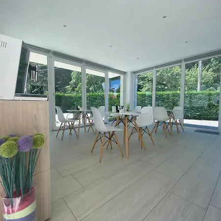 Crystal Bed & Breakfast Dormelletto