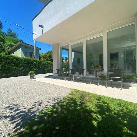 Crystal Bed & Breakfast