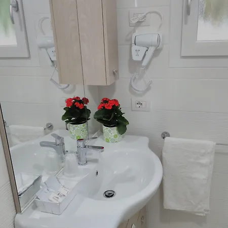 Crystal 3* Dormelletto