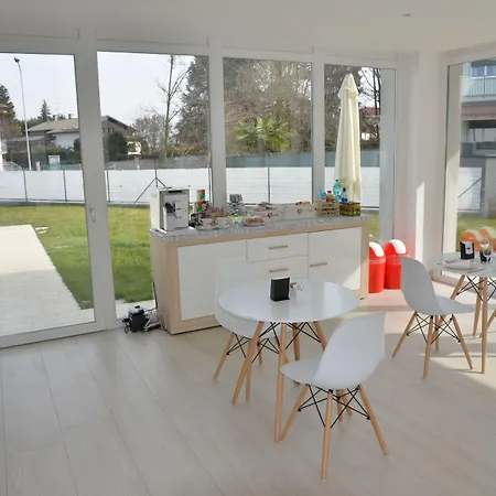 Alojamento de Acomodação e Pequeno-almoço Crystal 3*