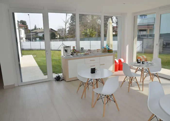 Couette-café Crystal 3*