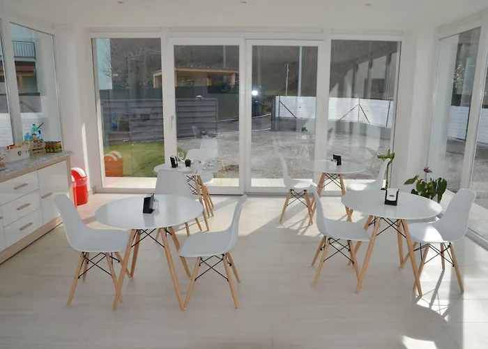 Couette-café Crystal 3*