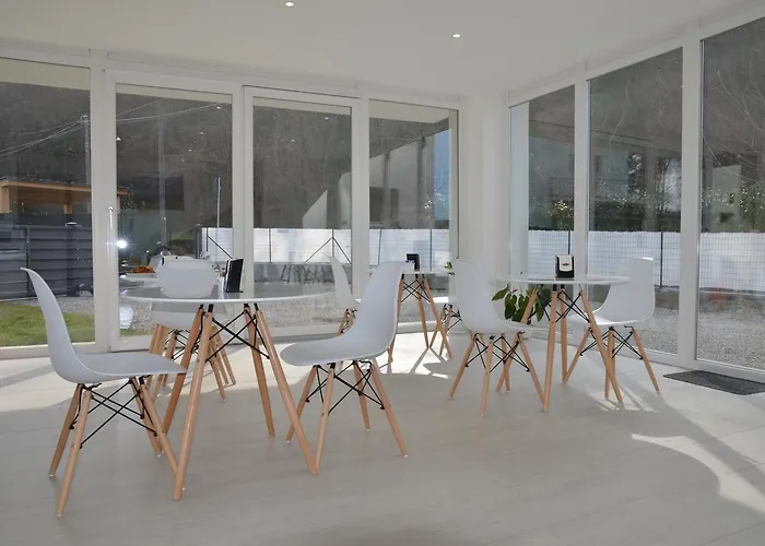 Crystal Bed and Breakfast 3*